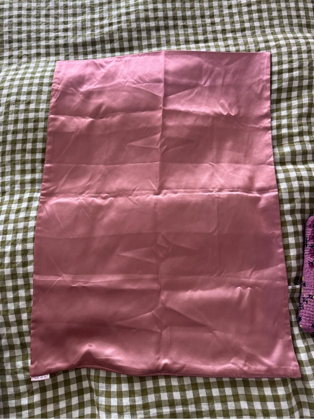 Pink Kitsch silk pillowcase!